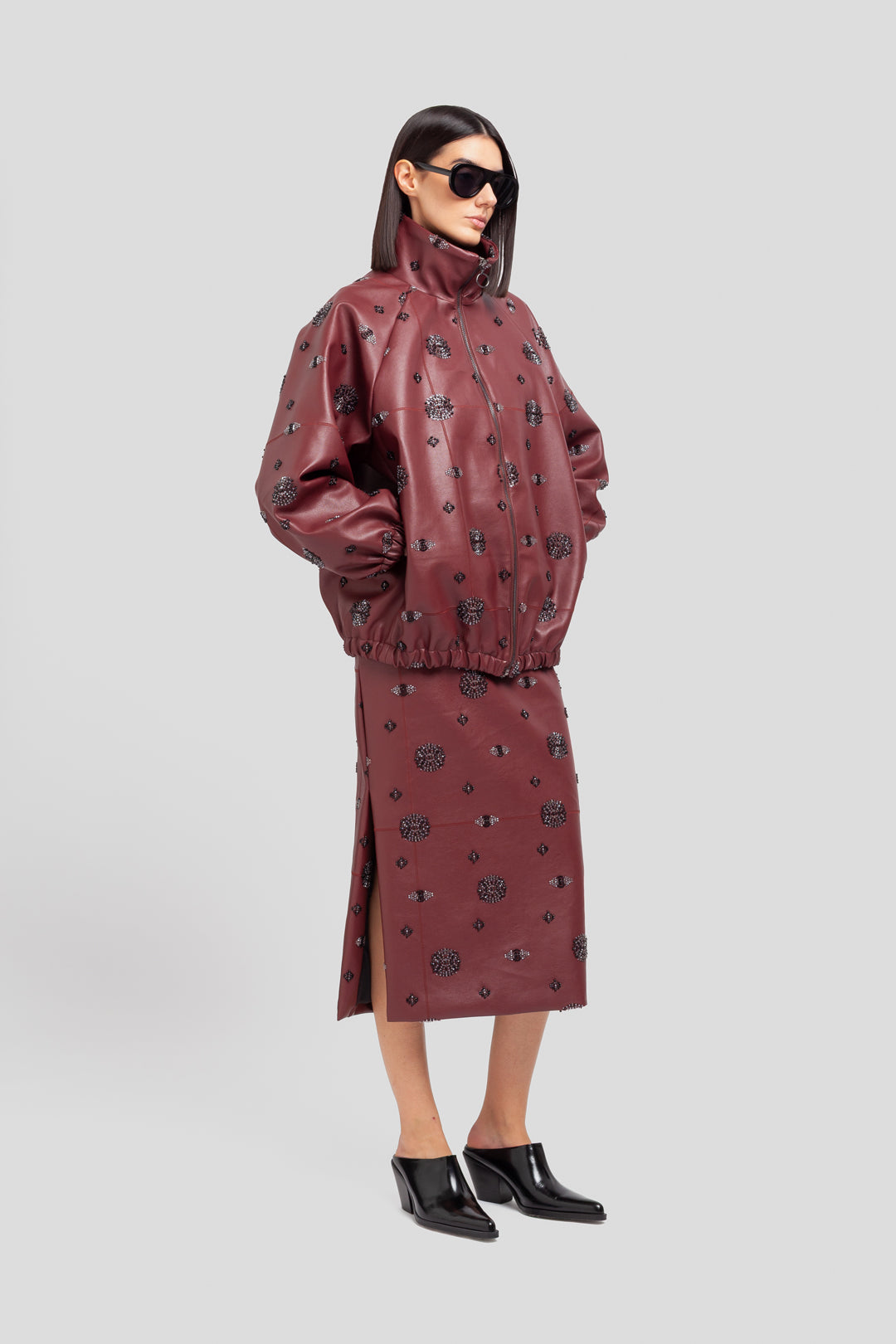 BOMBER IN ECOPELLE LAVORATA Wine red