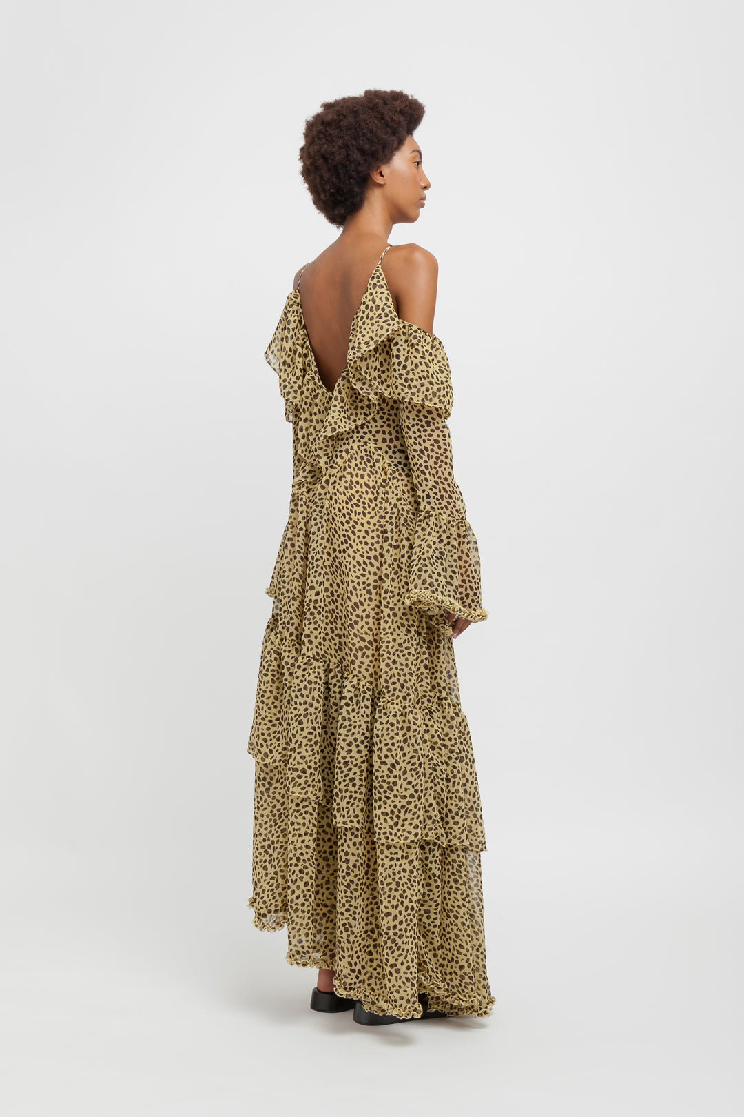 S26DL02_Y47_02.jpg